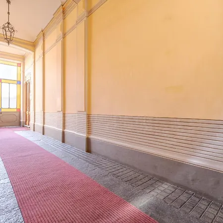 Casa Valeggio Attic Apt Few Steps From Porta Nuova Apartment *