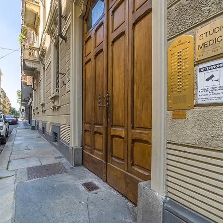 公寓 Casa Valeggio Attic Apt Few Steps From Porta Nuova