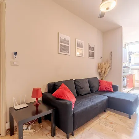 Casa Valeggio Attic Apt Few Steps From Porta Nuova Apartment Turin