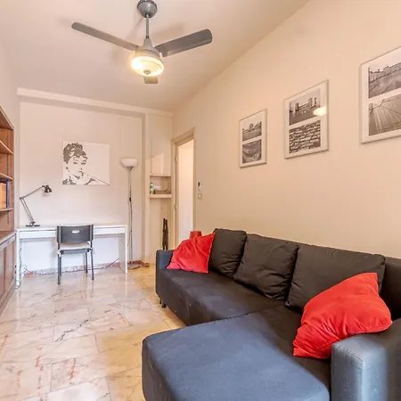 Casa Valeggio Attic Apt Few Steps From Porta Nuova Apartment *