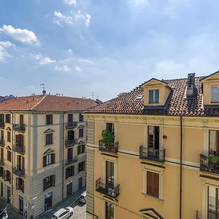Casa Valeggio Attic Apt Few Steps From Porta Nuova Apartment Turin
