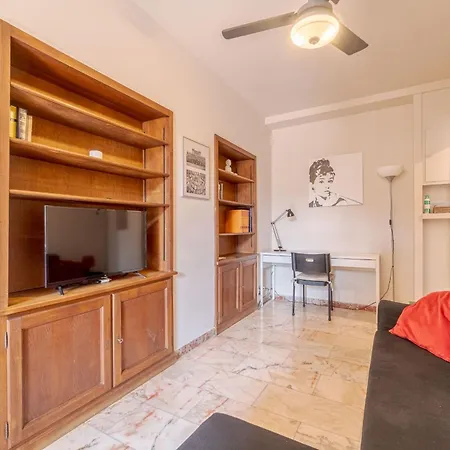 Casa Valeggio Attic Apt Few Steps From Porta Nuova Apartment *